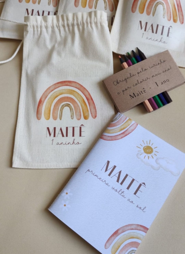Kit livro com mini lápis e saquinhos de algodão cru - Image 2