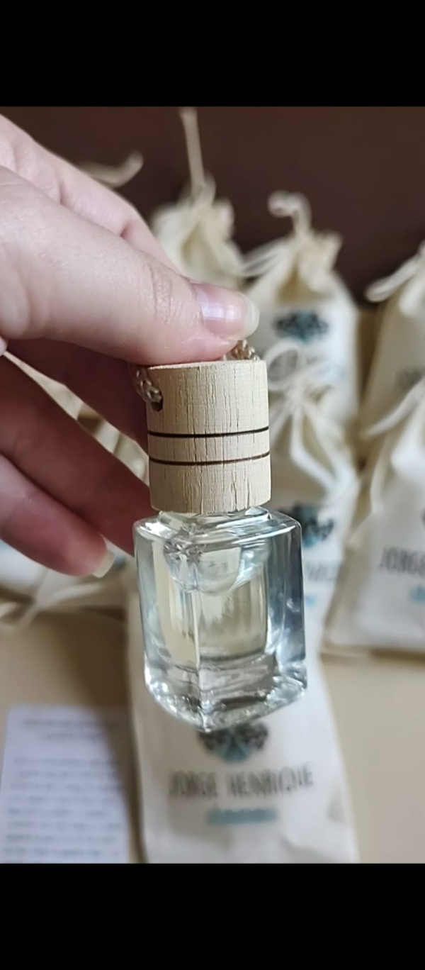 Kit saquinhos + aromatizador de carro / guarda-roupa